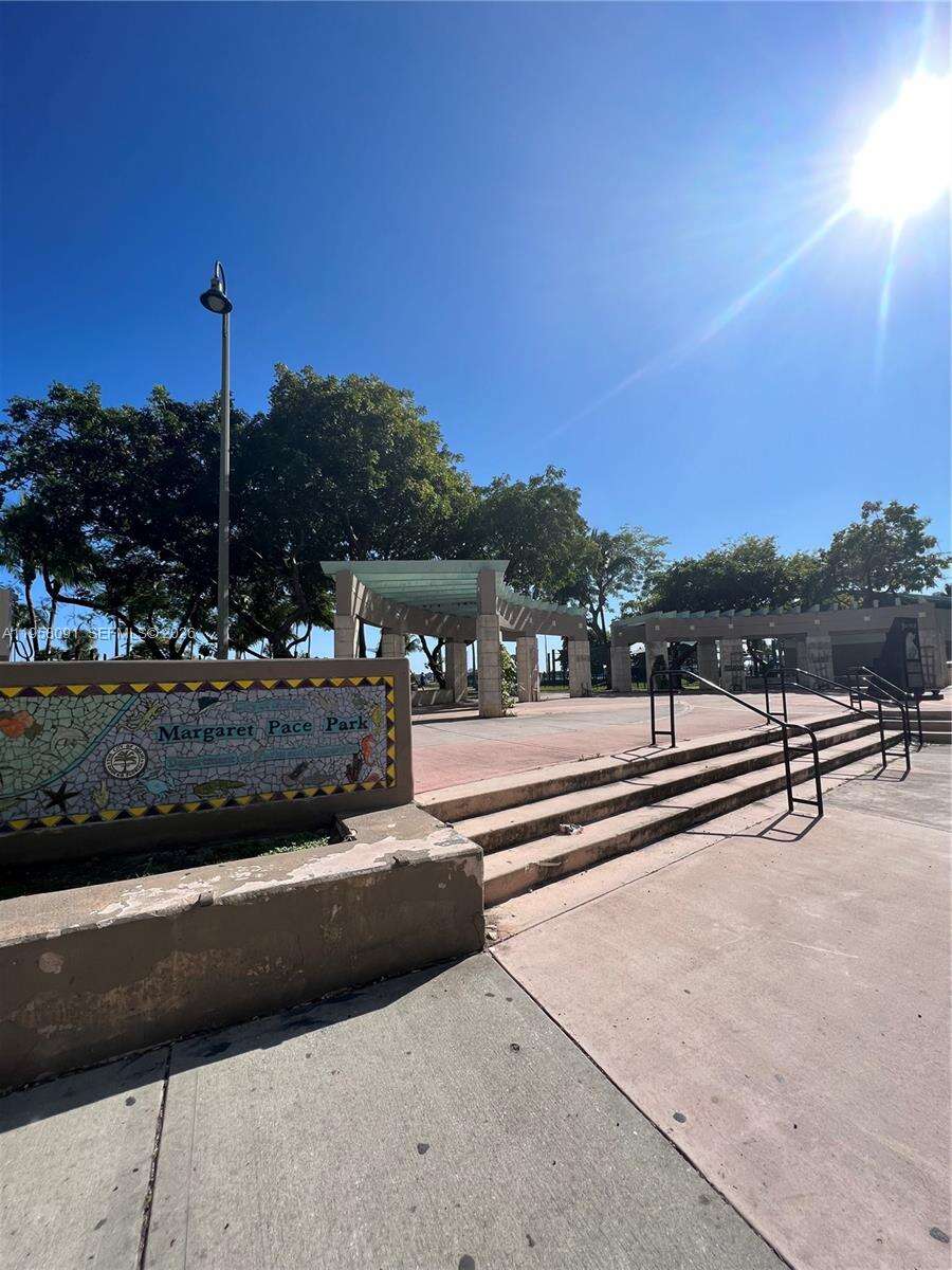 Quantum on the bay Unit #3510 | Picture 23