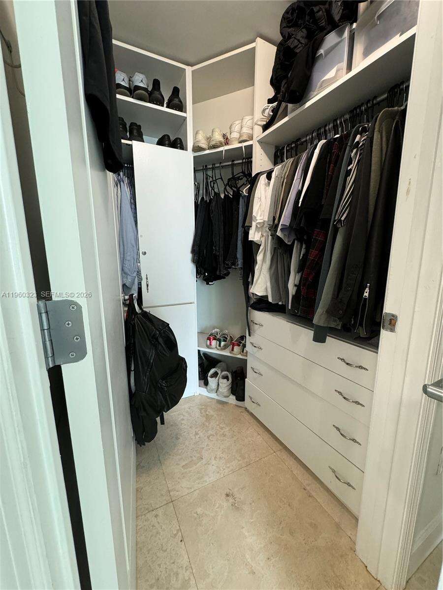 Quantum on the bay Unit #4307 | Picture 10