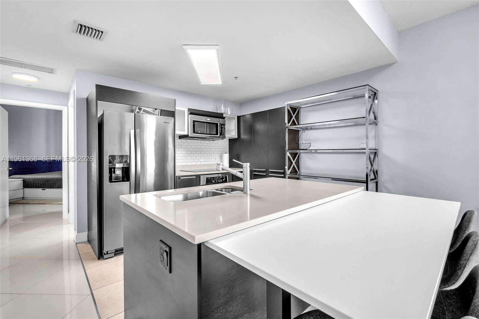 Quantum on the bay Unit #3610 | Picture 7