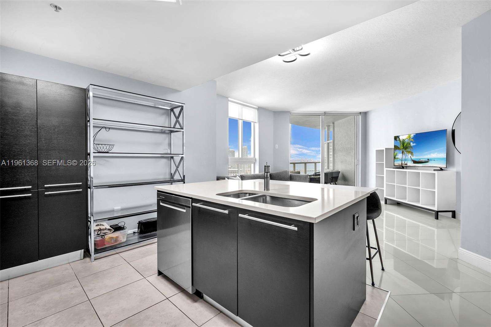 Quantum on the bay Unit #3610 | Picture 8