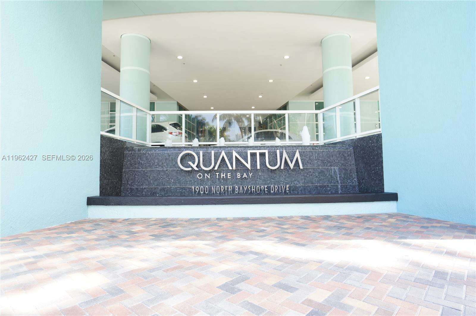 Quantum on the bay Unit #709 | Picture 1