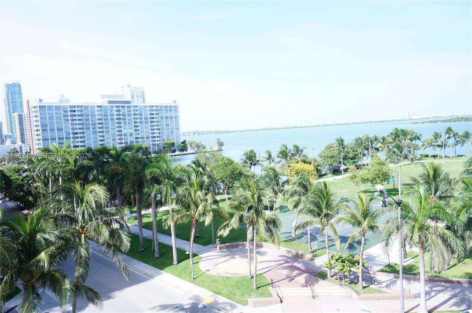 Quantum on the bay Unit #709 | Picture 20