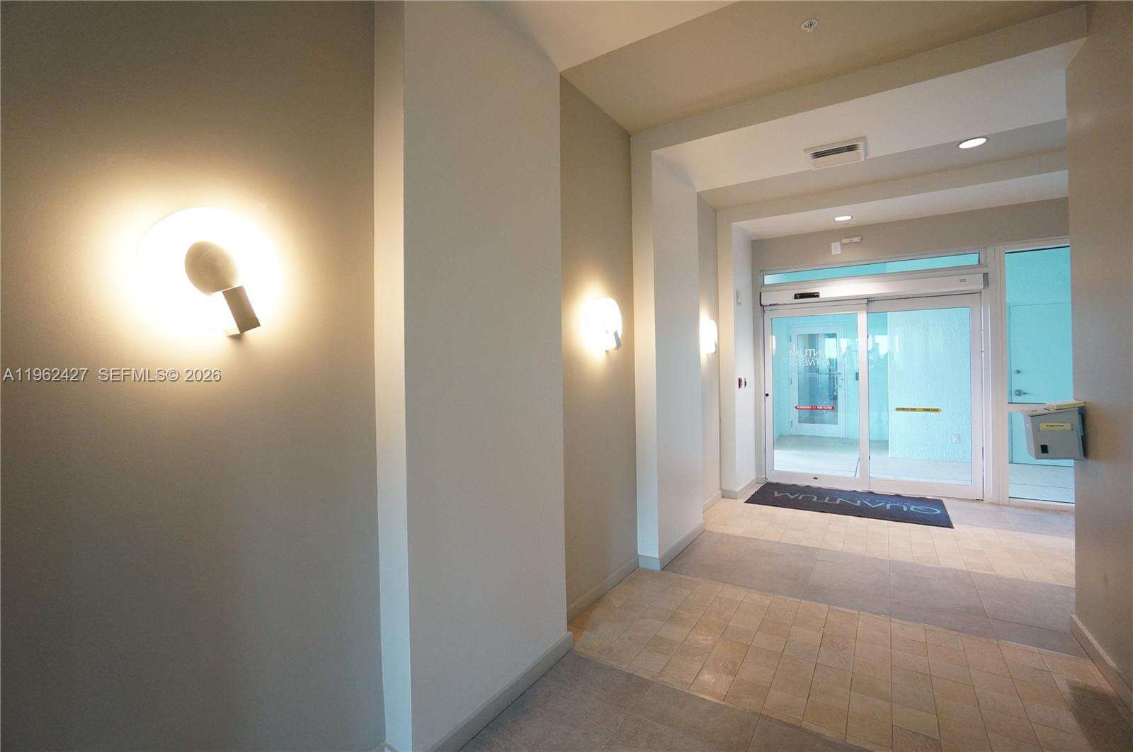 Quantum on the bay Unit #709 | Picture 28