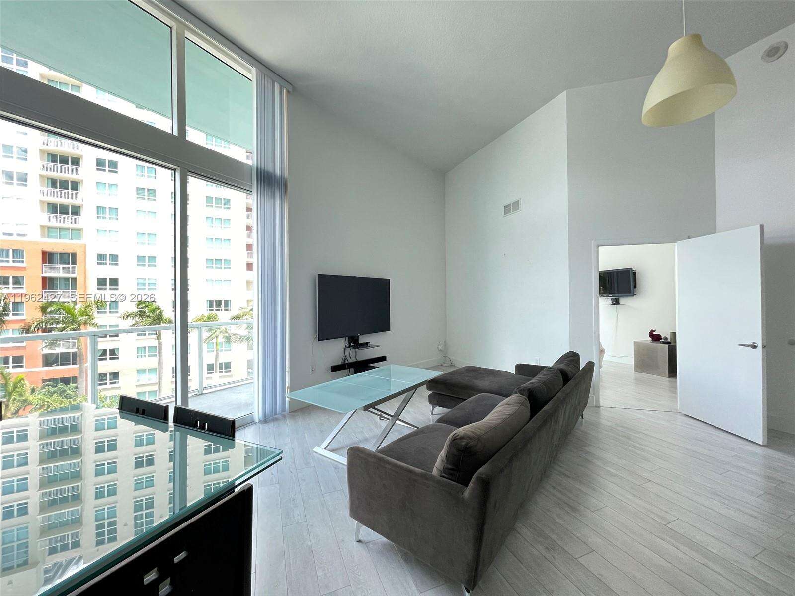 Quantum on the bay Unit #709 | Picture 7