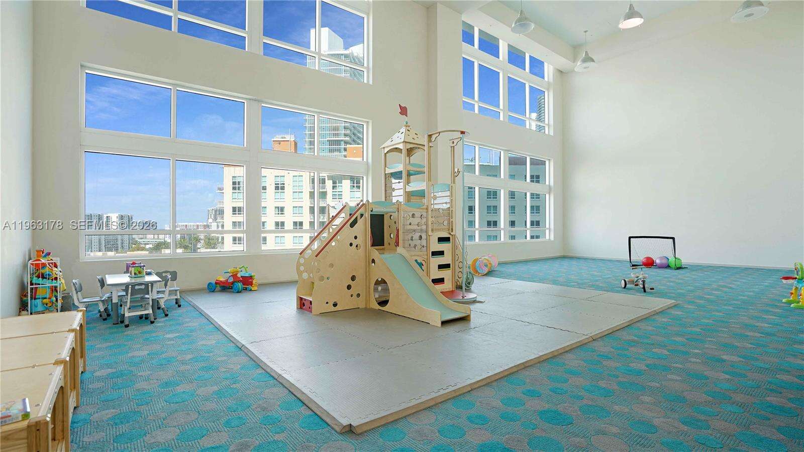 Quantum on the bay Unit #1708 | Picture 23