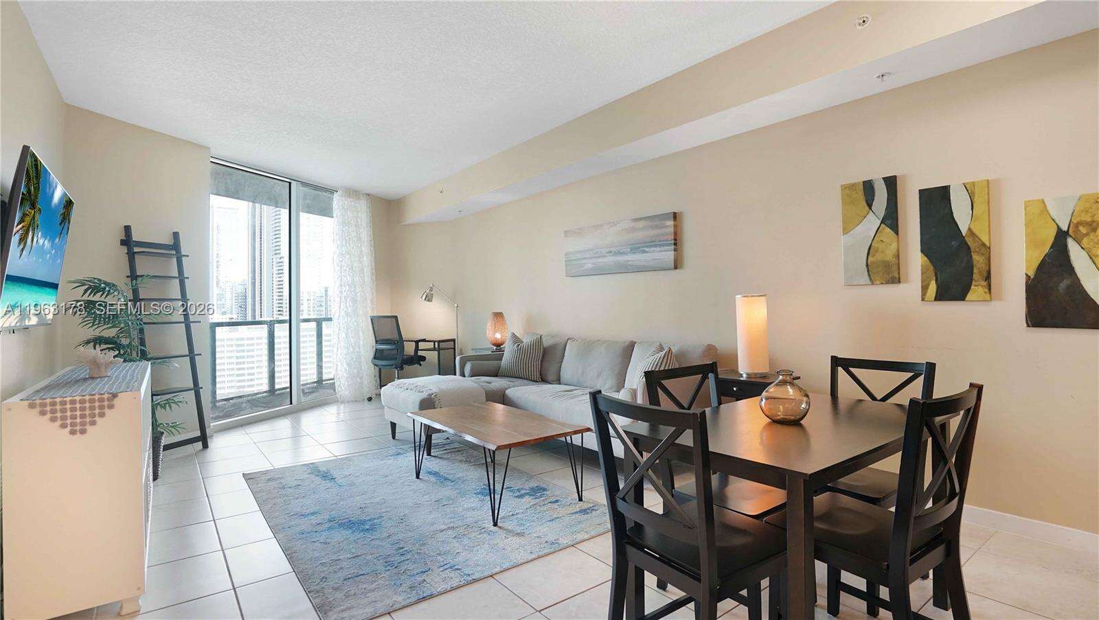 Quantum on the bay Unit #1708 | Picture 4