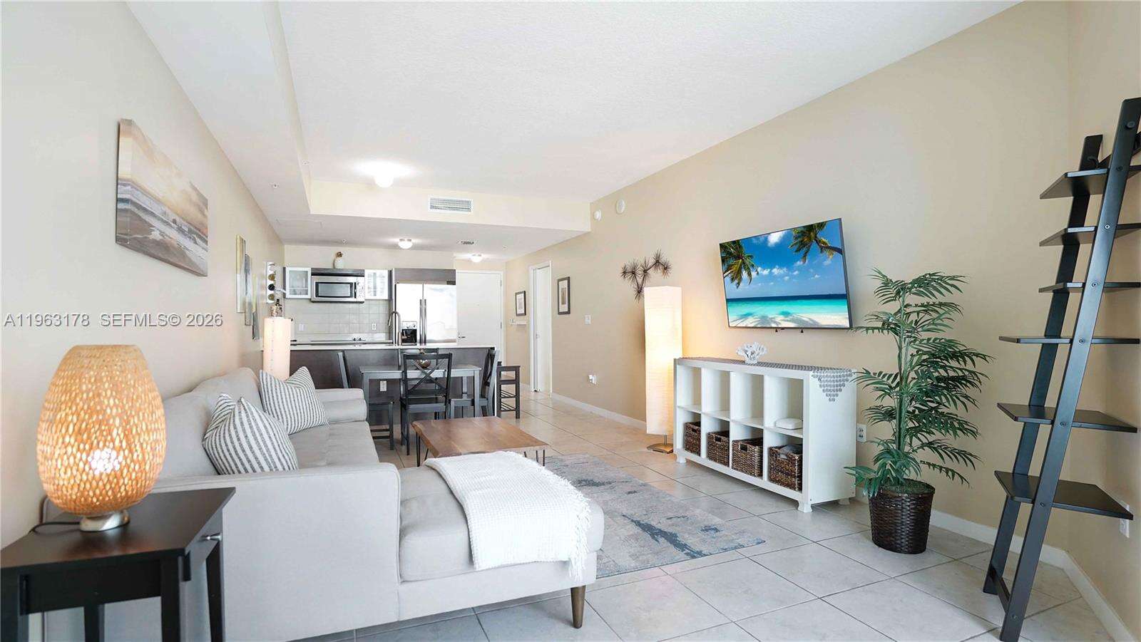 Quantum on the bay Unit #1708 | Picture 7