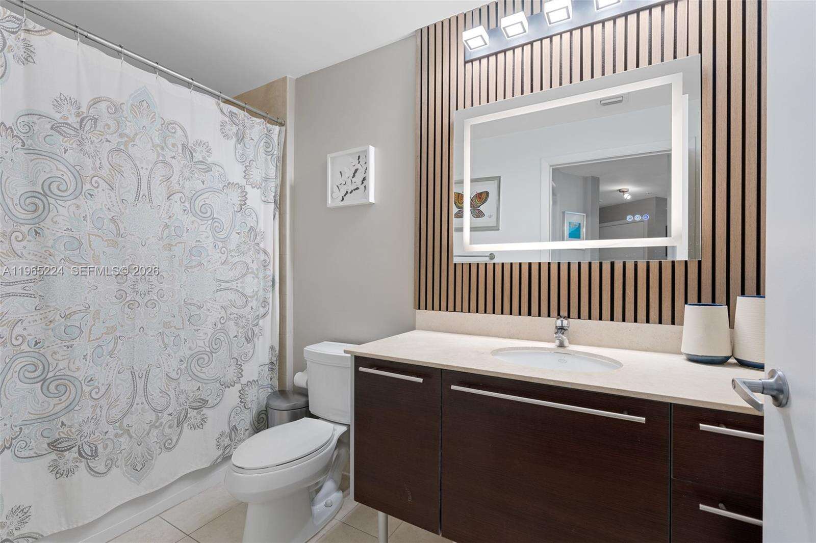 Quantum on the bay Unit #1505 | Picture 16