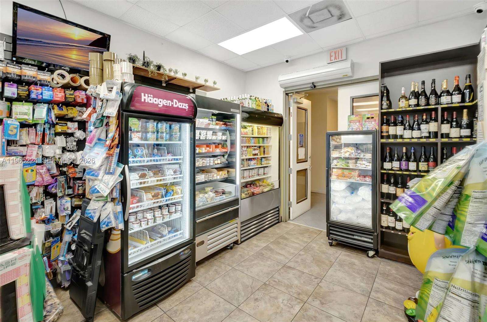 Quantum on the bay Unit #1505 | Picture 33