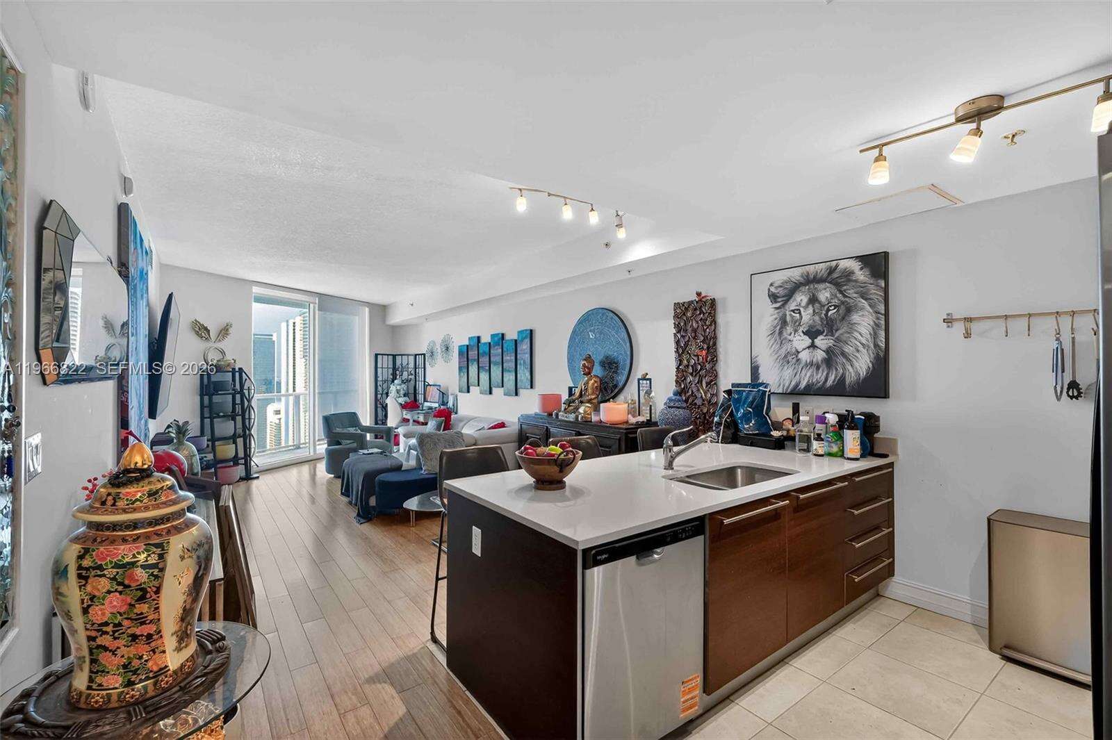 Quantum on the bay Unit #4508 | Picture 2