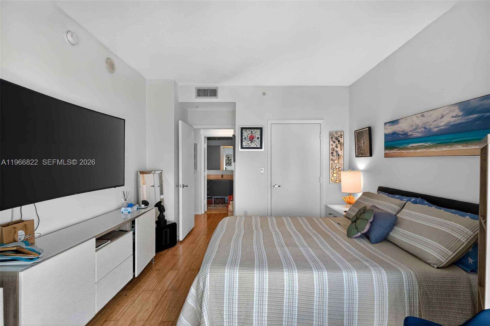 Quantum on the bay Unit #4508 | Picture 12