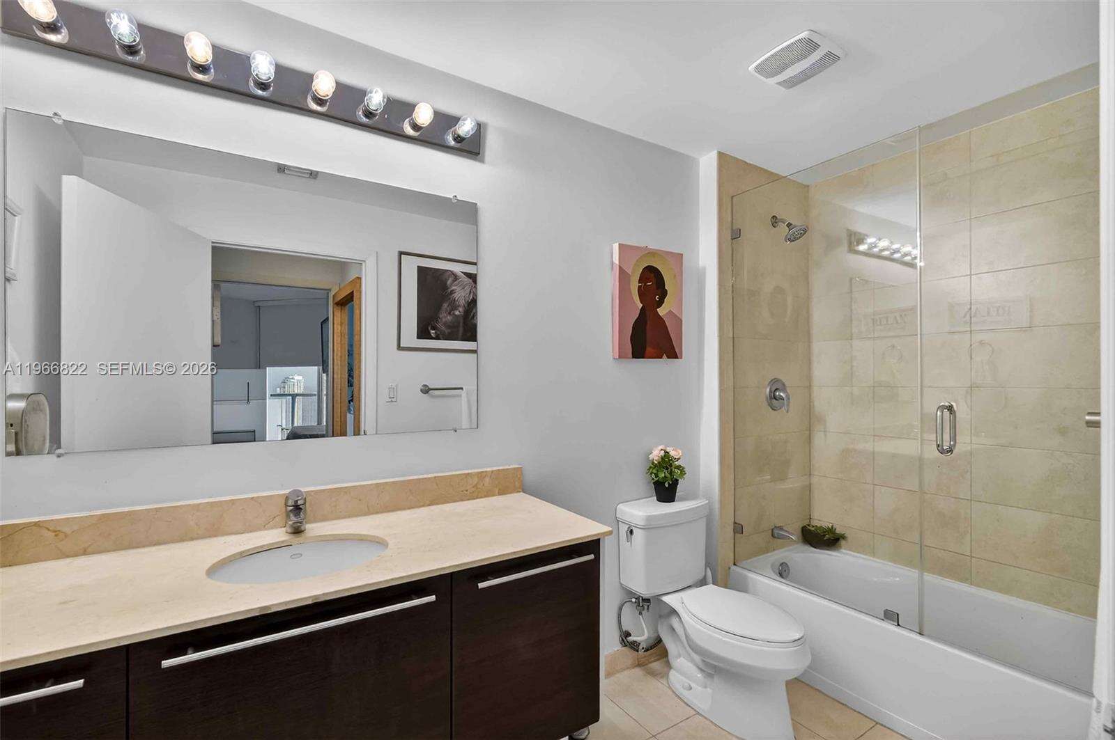 Quantum on the bay Unit #4508 | Picture 15