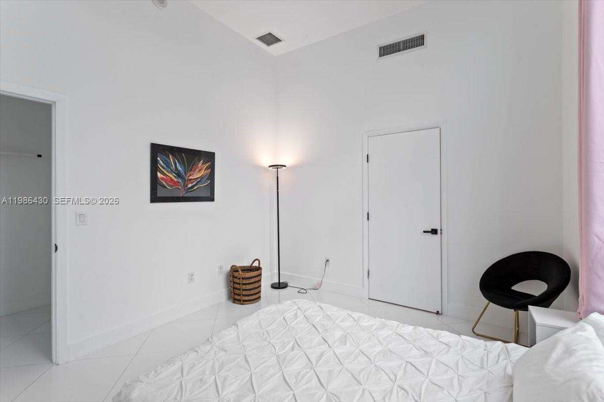 Quantum on the bay Unit #1016 | Picture 21