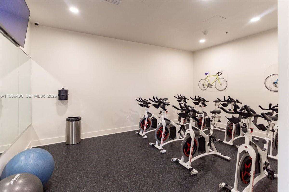 Quantum on the bay Unit #1016 | Picture 34