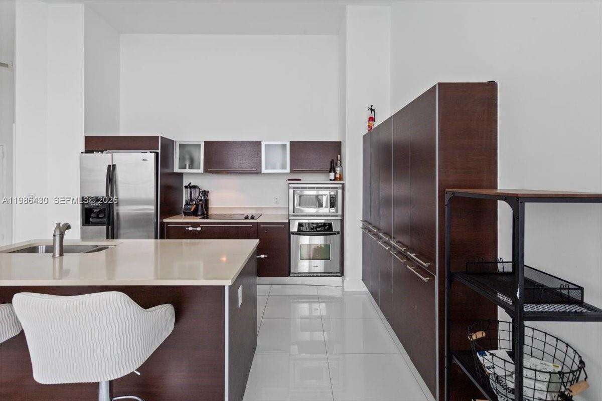 Quantum on the bay Unit #1016 | Picture 10