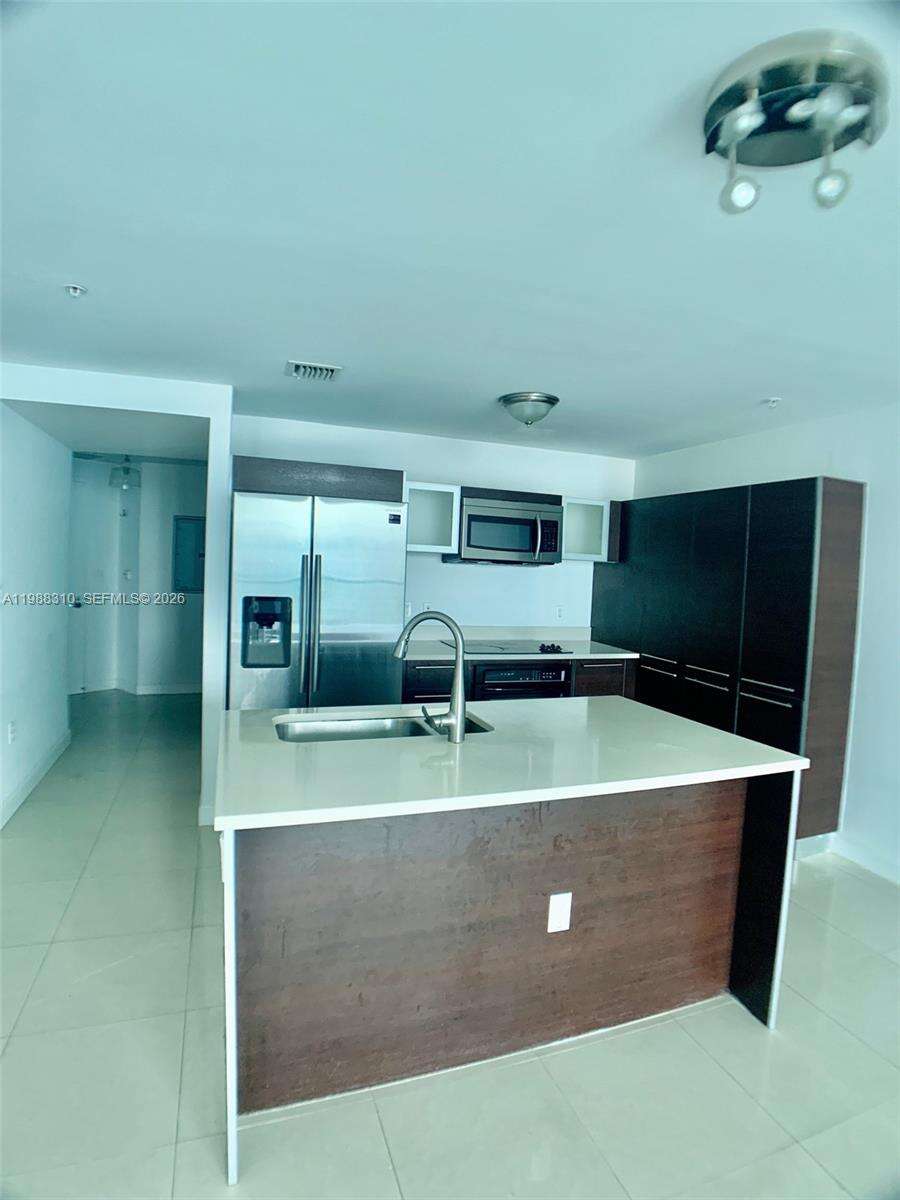 Quantum on the bay Unit #2606 | Picture 6