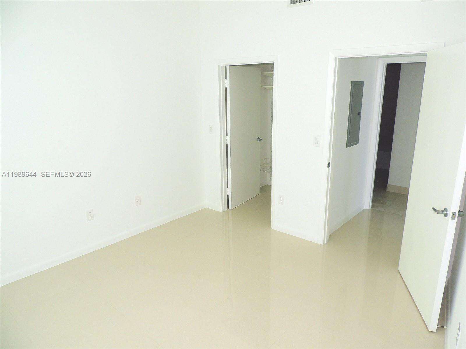 Quantum on the bay Unit #4117 | Picture 12