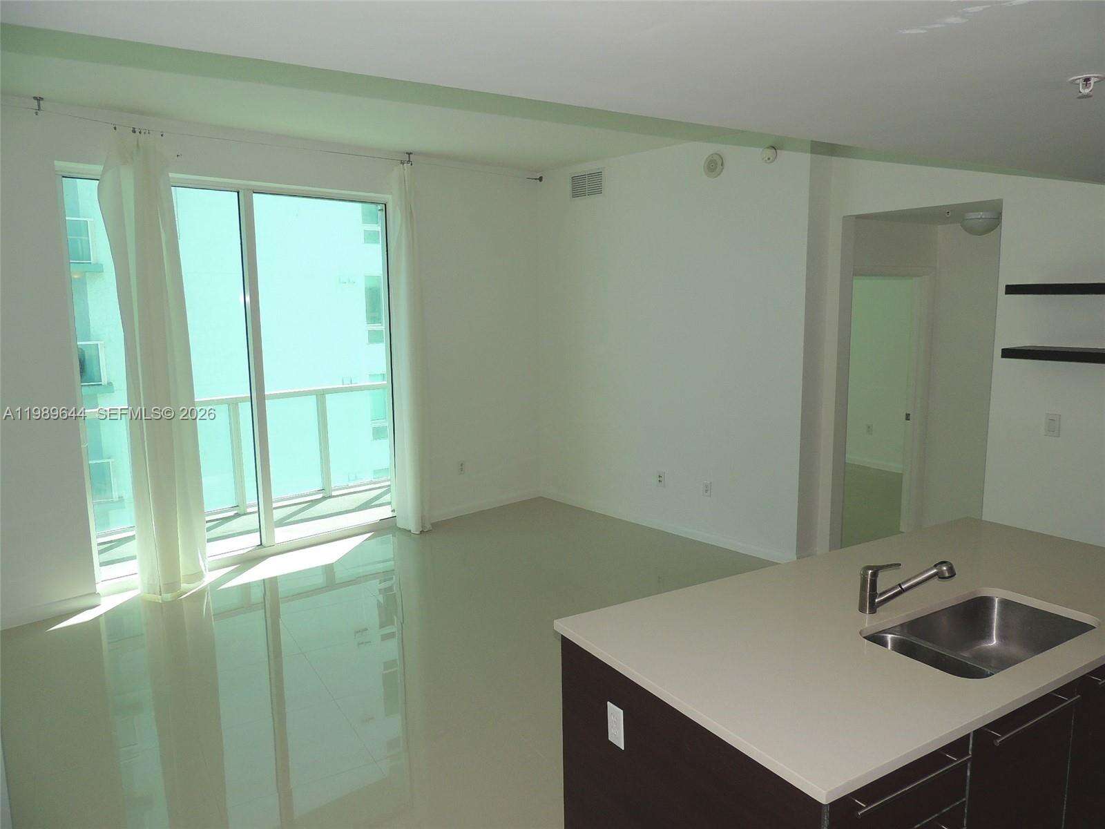 Quantum on the bay Unit #4117 | Picture 5