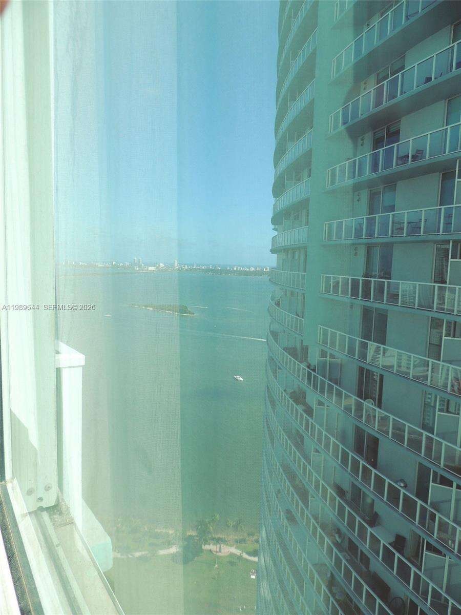 Quantum on the bay Unit #4117 | Picture 10