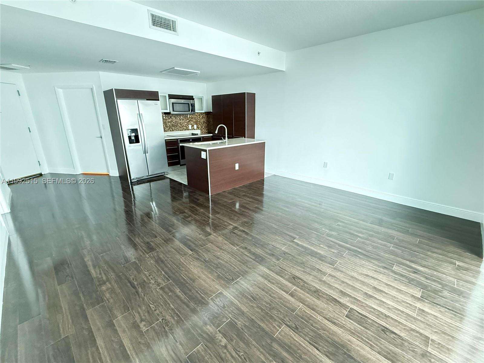 Quantum on the bay Unit #3507 | Picture 1