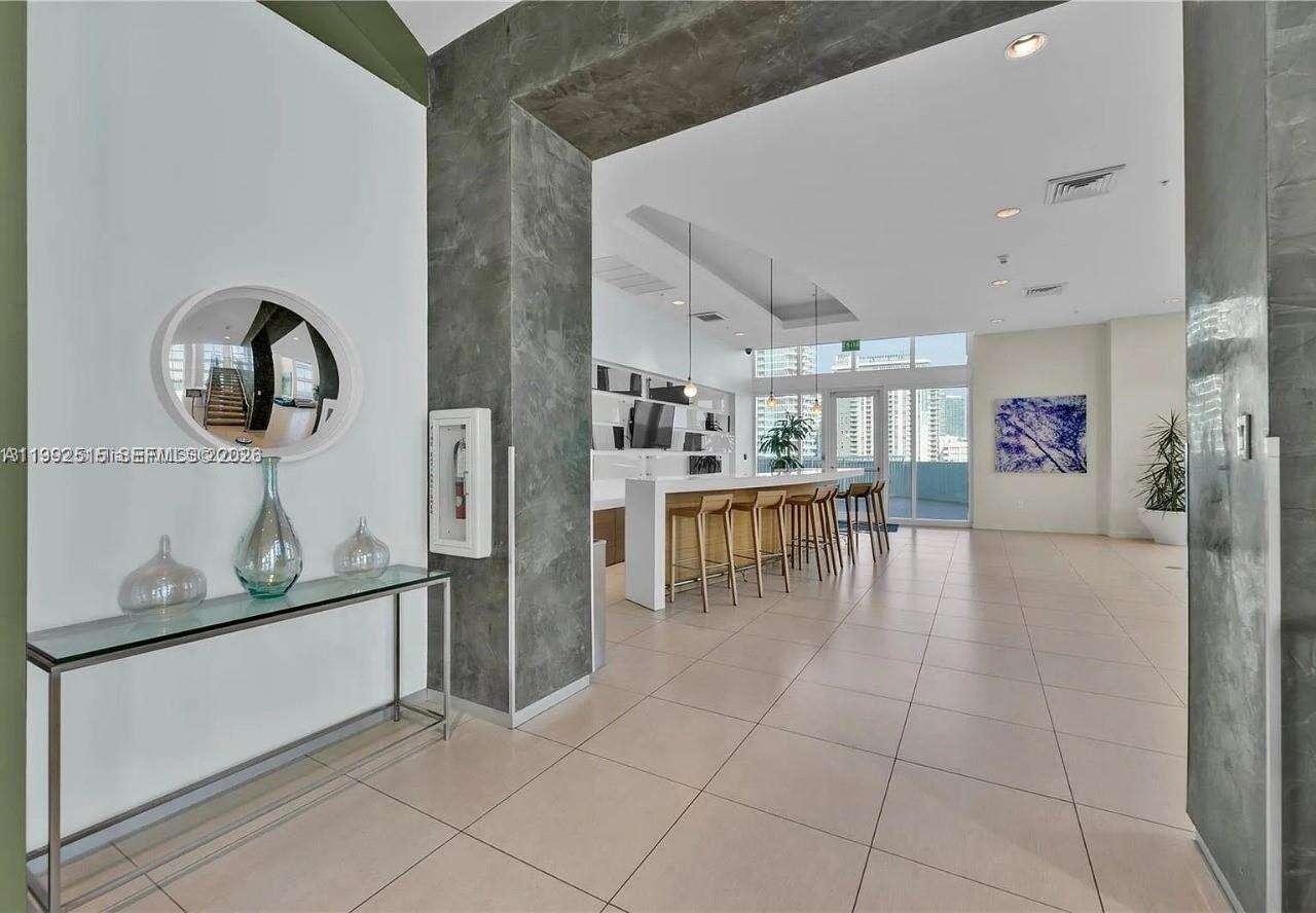 Quantum on the bay Unit #3507 | Picture 31