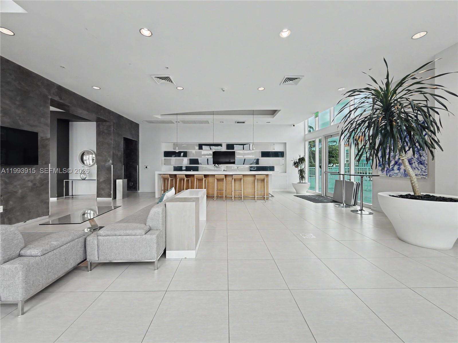 Quantum on the bay Unit #3811 | Picture 23