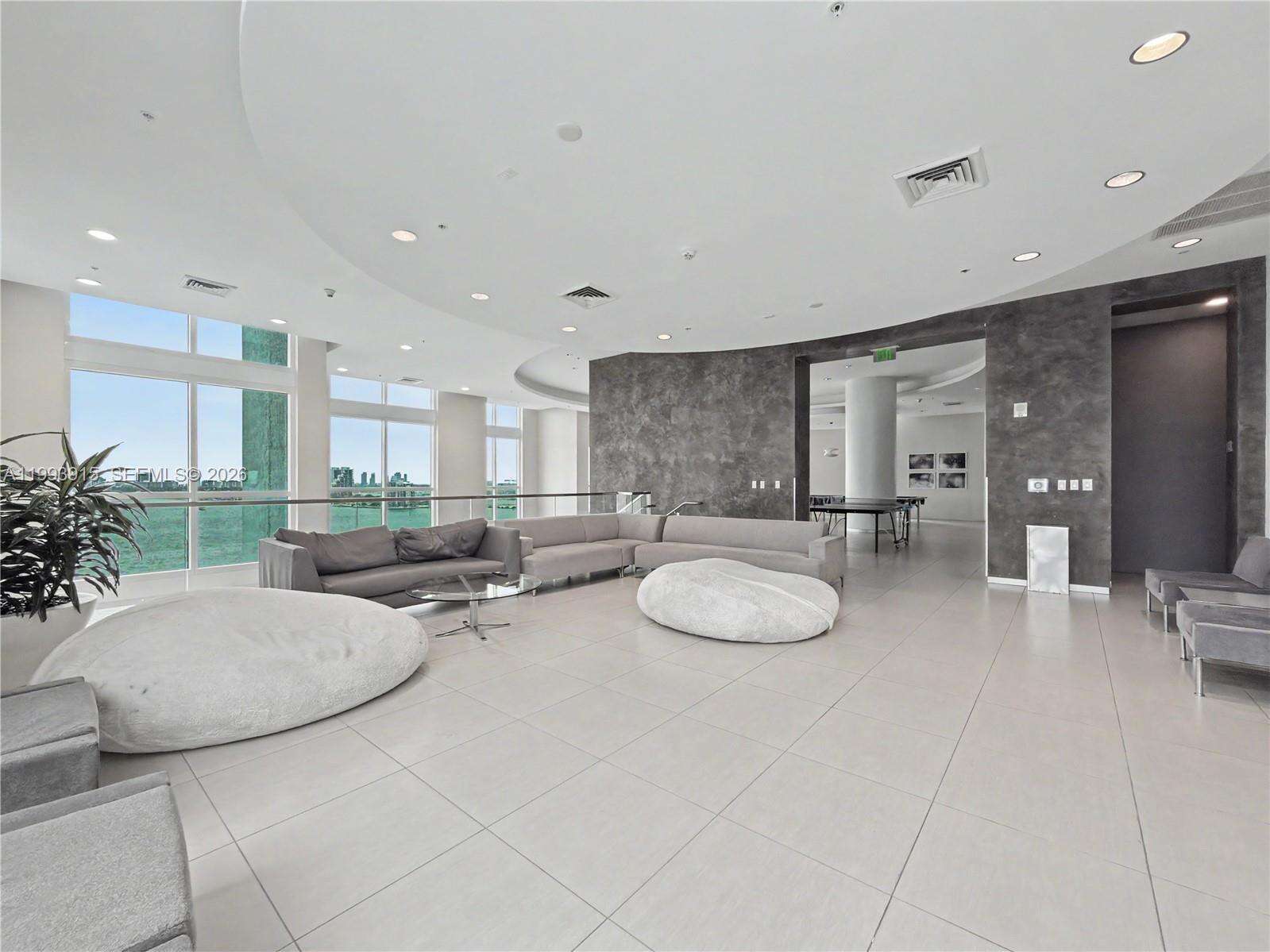 Quantum on the bay Unit #3811 | Picture 26