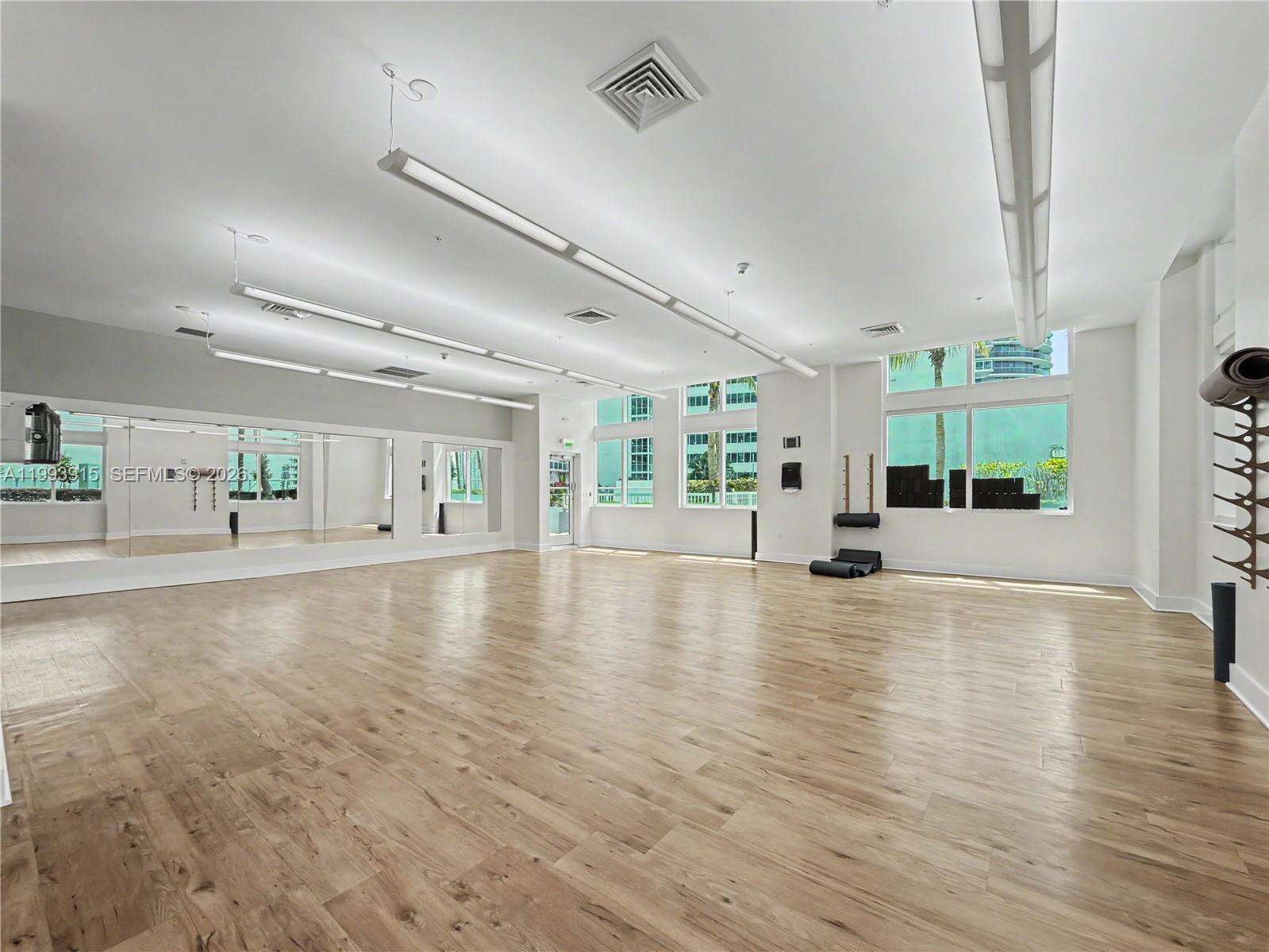 Quantum on the bay Unit #3811 | Picture 36