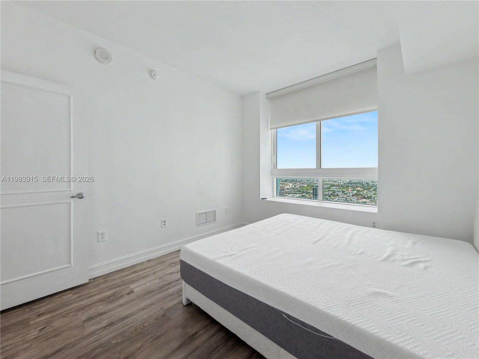 Quantum on the bay Unit #3811 | Picture 8