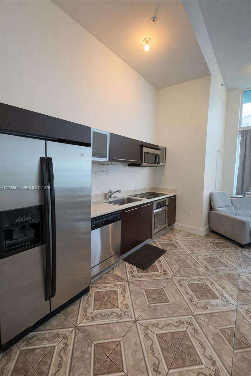 Quantum on the bay Unit #910 | Picture 7