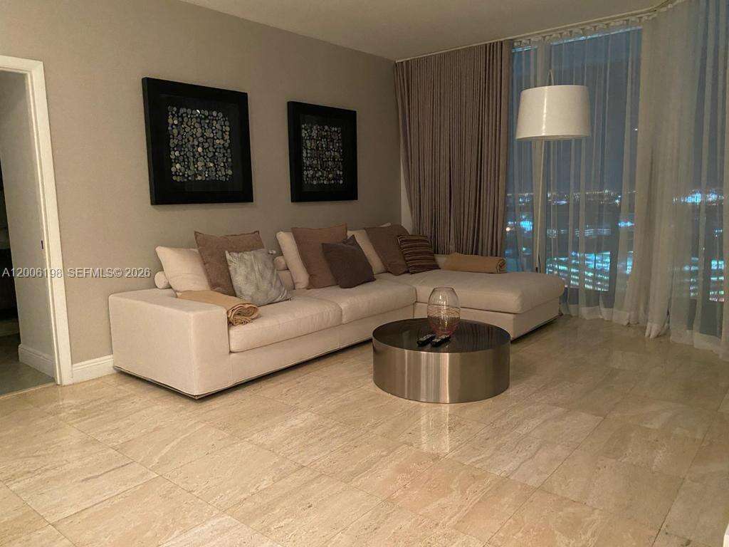 Quantum on the bay Unit #2314 | Picture 2