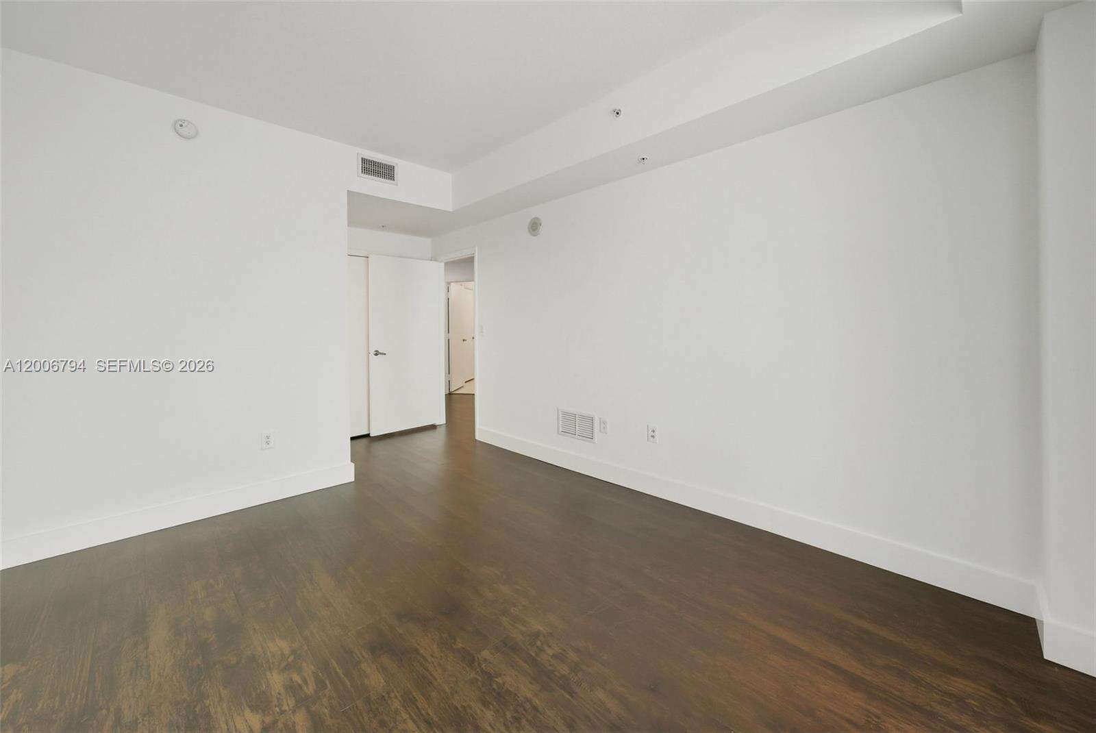 Quantum on the bay Unit #3707 | Picture 12