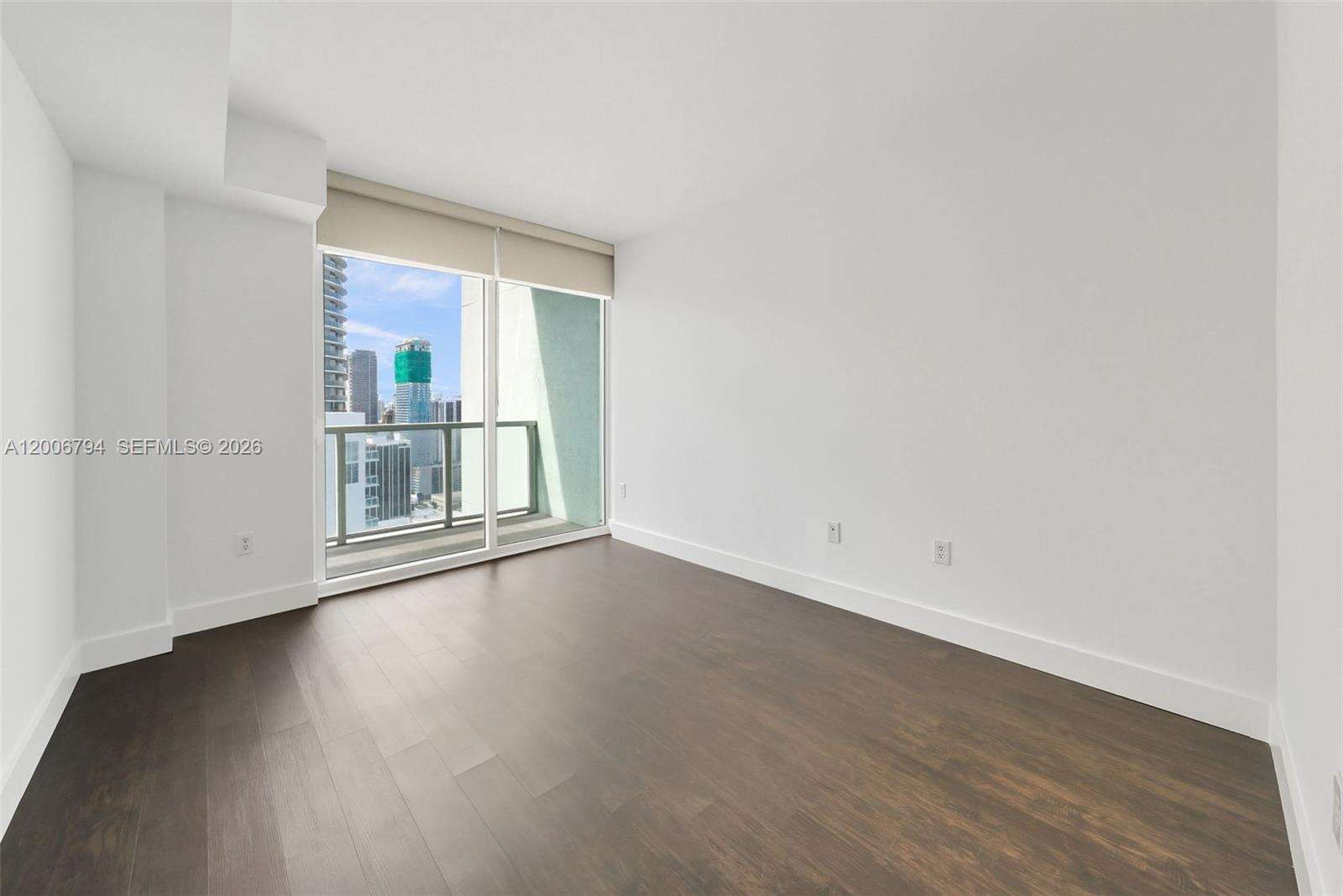 Quantum on the bay Unit #3707 | Picture 13