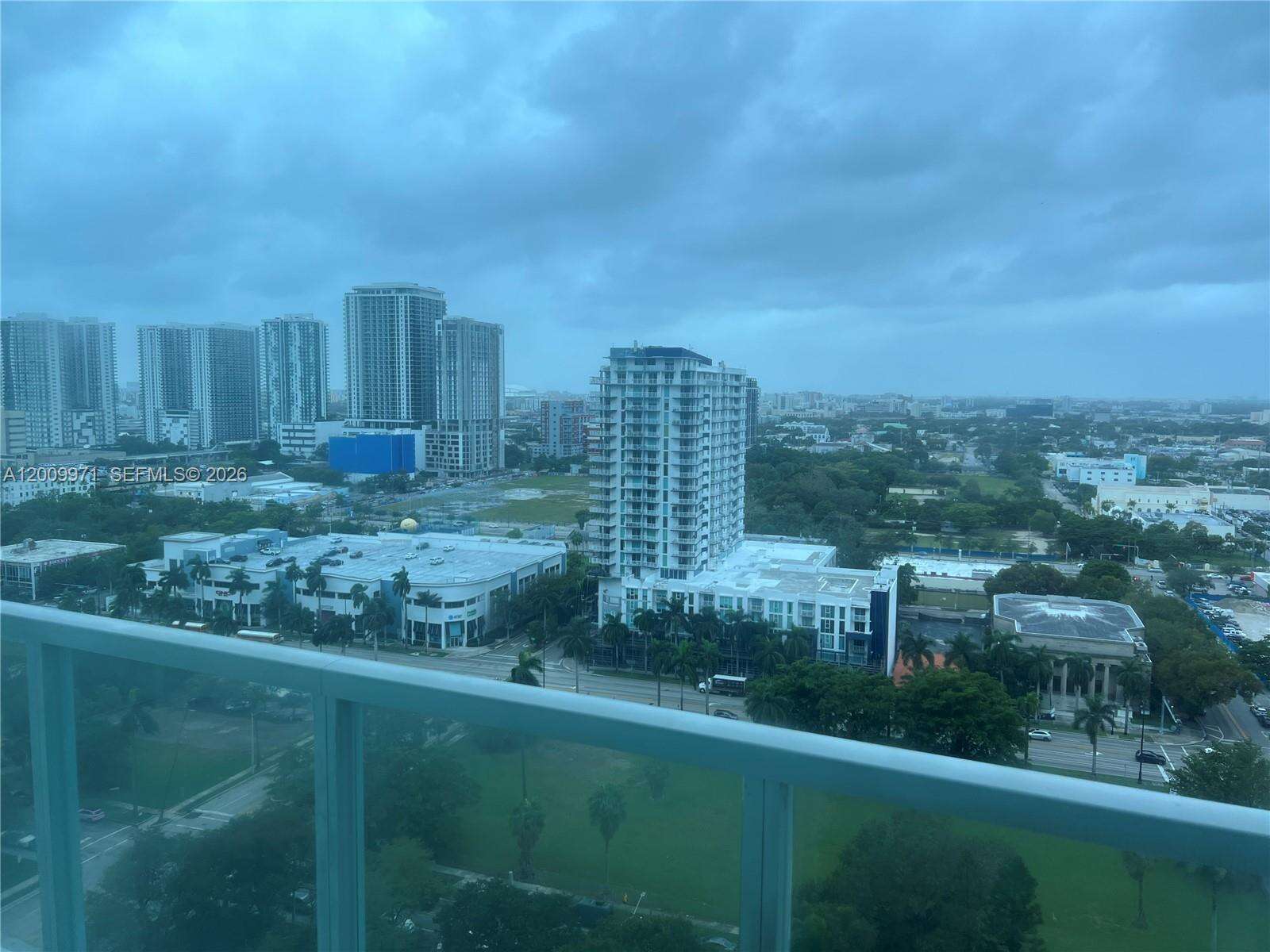 Quantum on the bay Unit #1911 | Picture 8