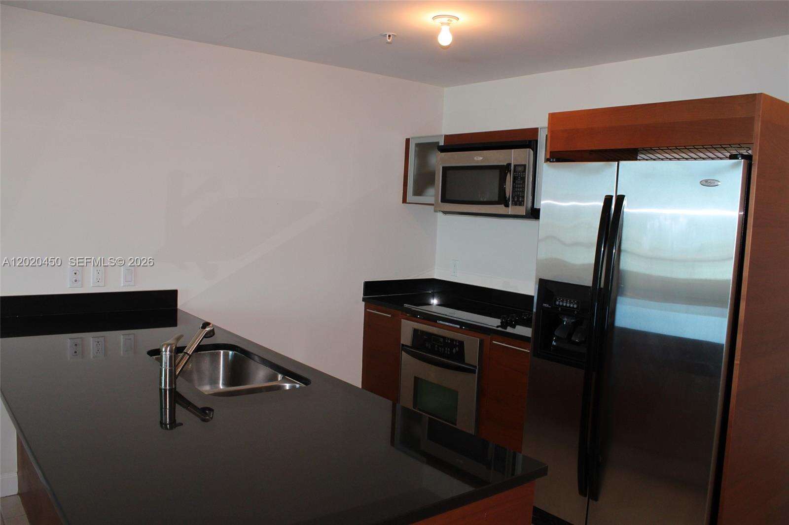 Quantum on the bay Unit #4108 | Picture 4