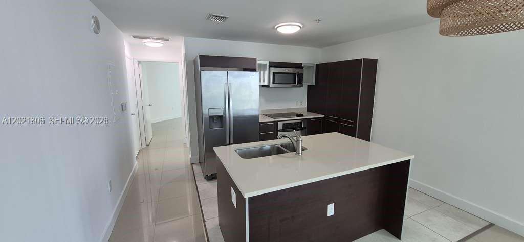 Quantum on the bay Unit #1610 | Picture 9