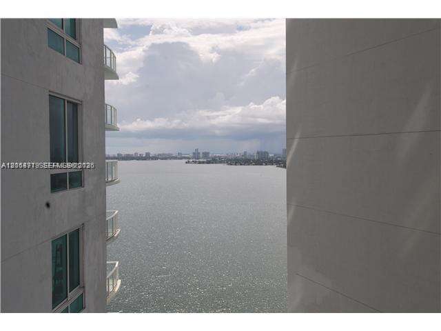 Quantum on the bay Unit #2405 | Picture 3