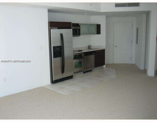 Quantum on the bay Unit #2405 | Picture 4