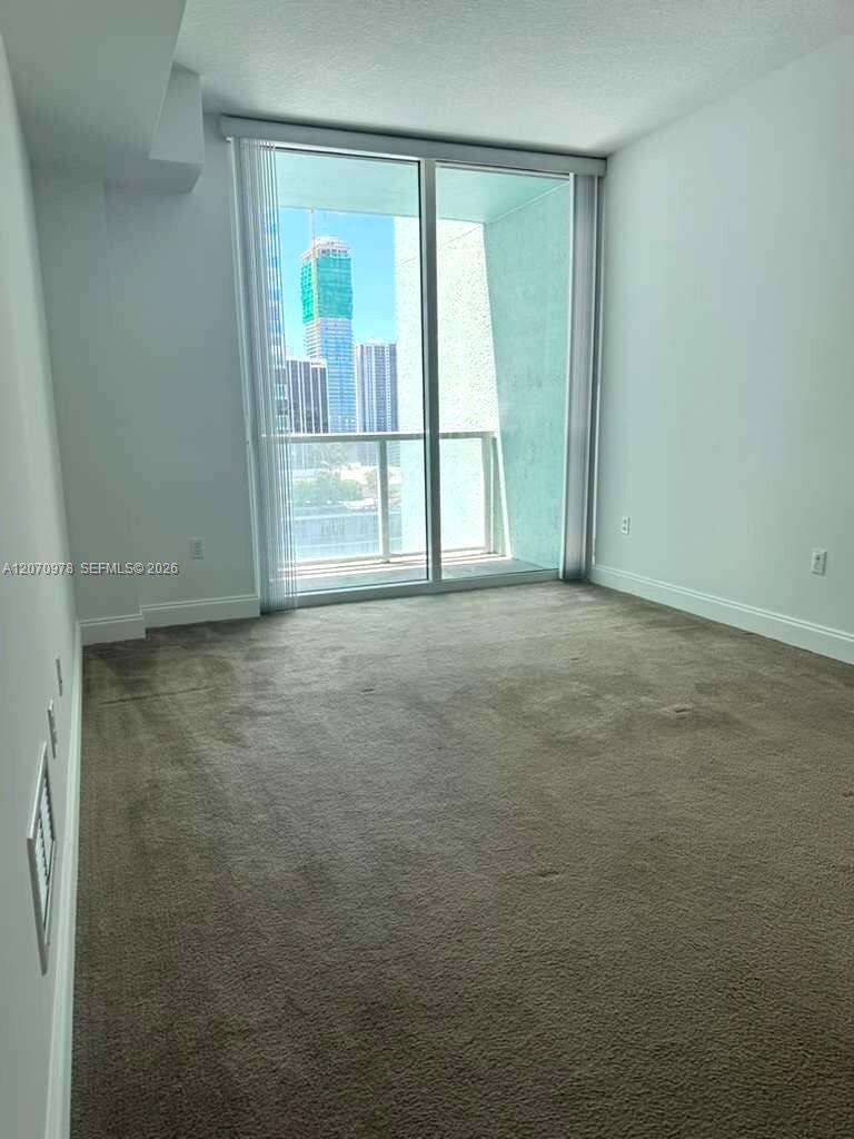 Quantum on the bay Unit #1807 | Picture 4