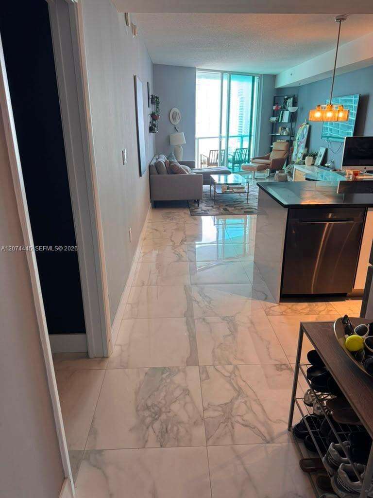Quantum on the bay Unit #2308 | Picture 7
