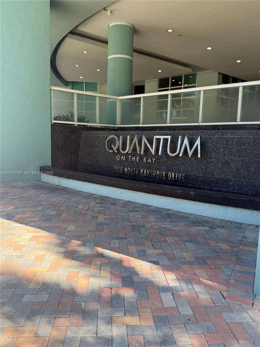 Quantum on the bay Unit #1517 | Picture 2