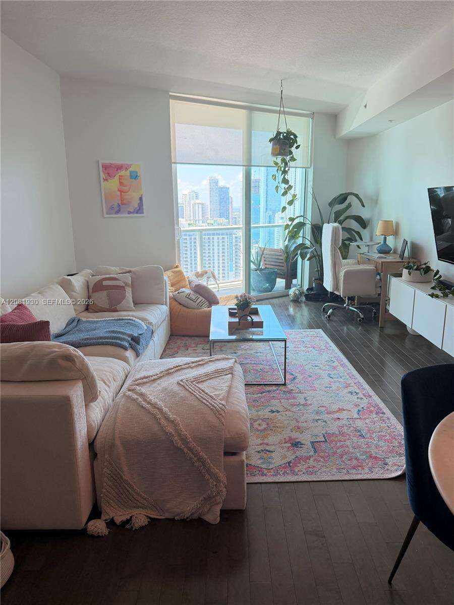 Quantum on the bay Unit #3608 | Picture 4