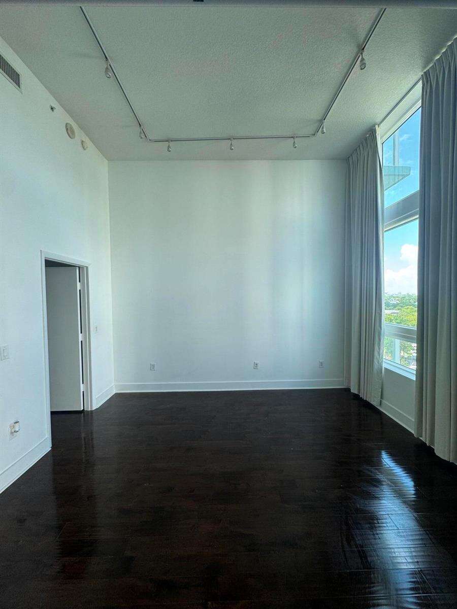 Quantum on the bay Unit #912 | Picture 5